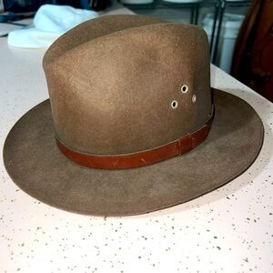 Country Gentleman Surrey Fedora 100% Wool  Hat~M~Brown